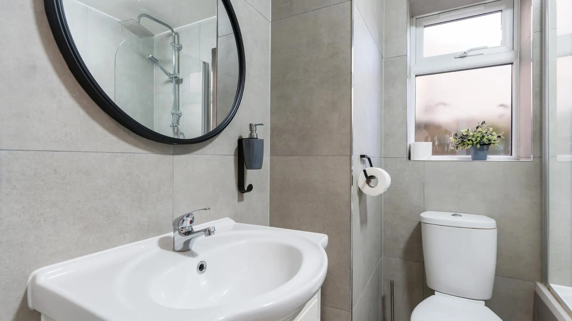 קארדיף Nottage House Premier Apartments