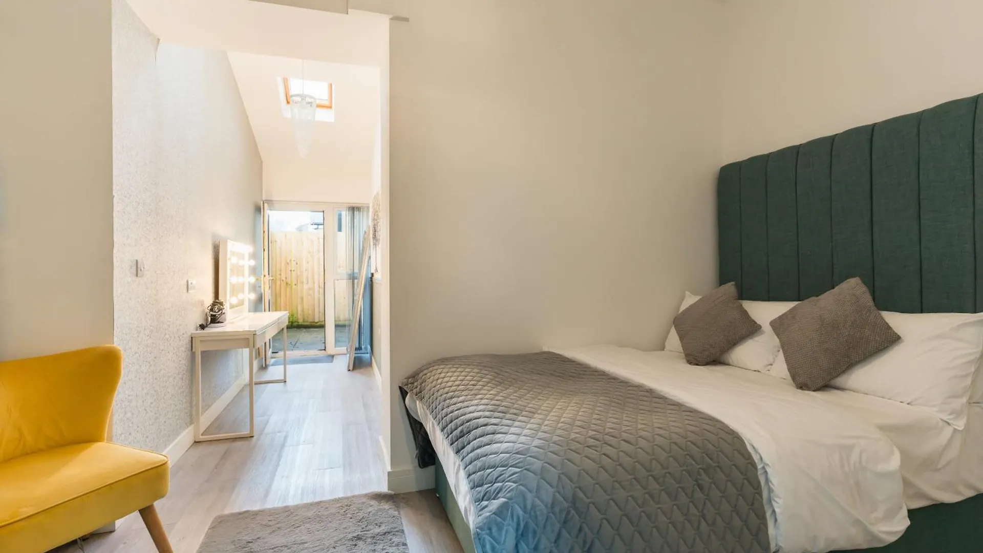 קארדיף Nottage House Premier Apartments בריטניה