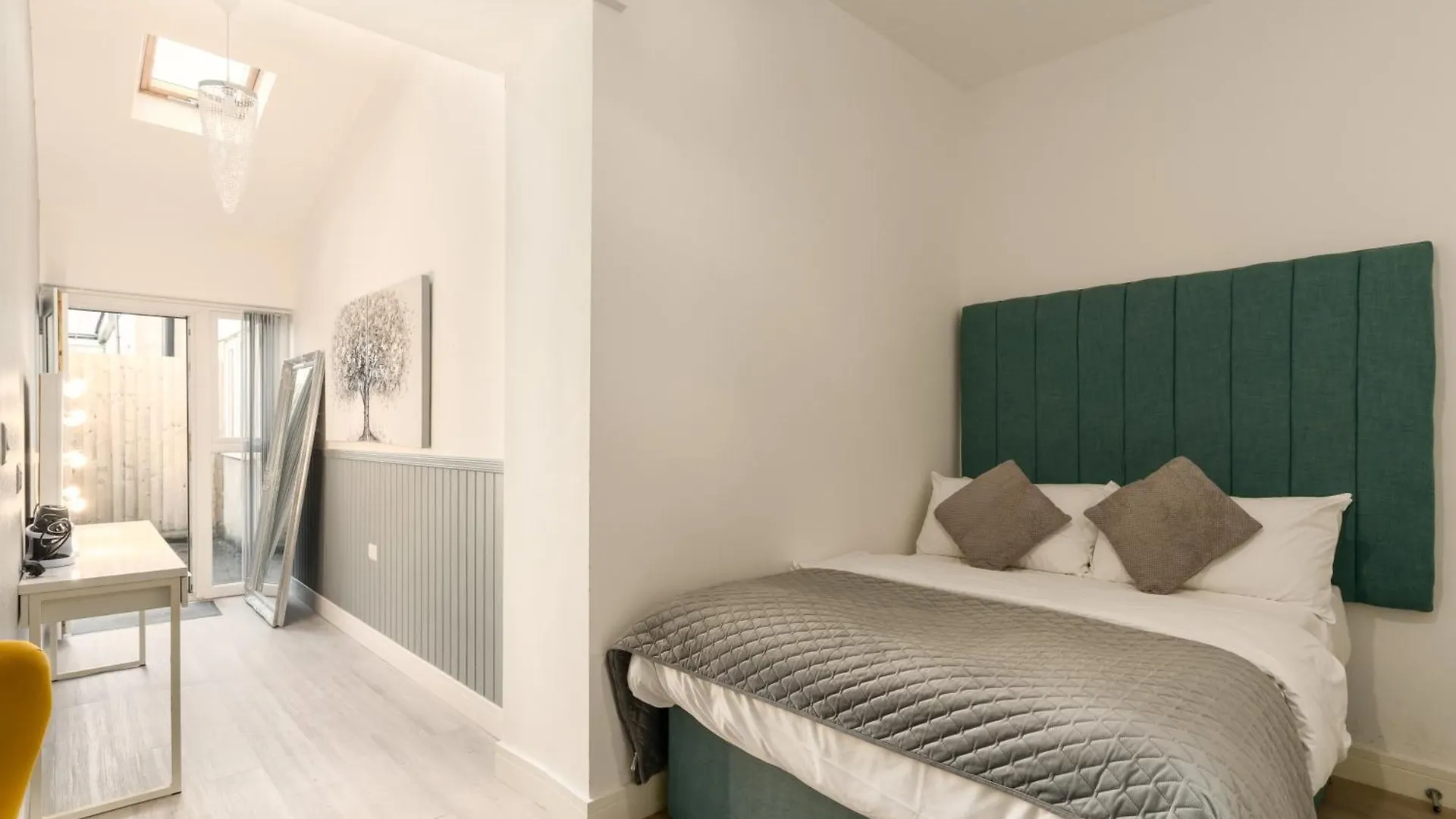 Nottage House Premier Apartments カーディフ