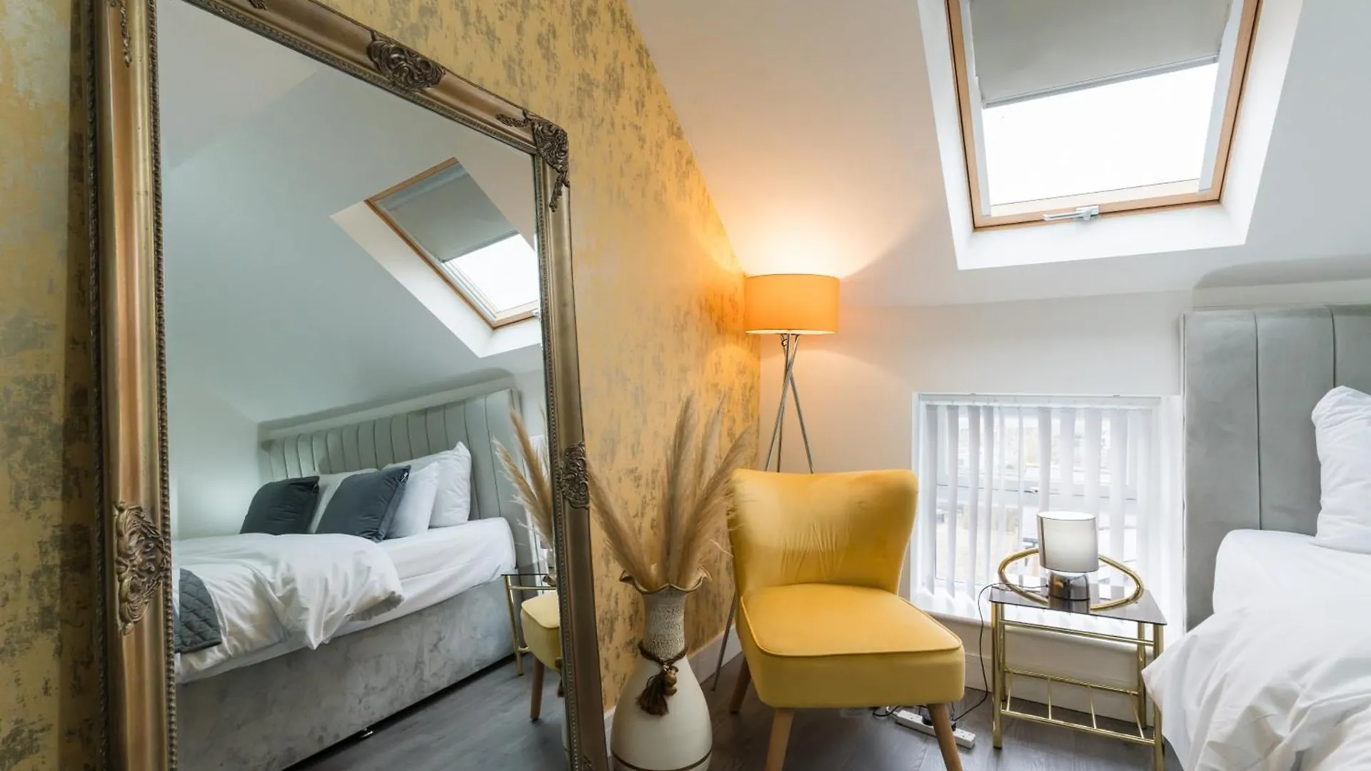 Nottage House Premier Apartments カーディフ